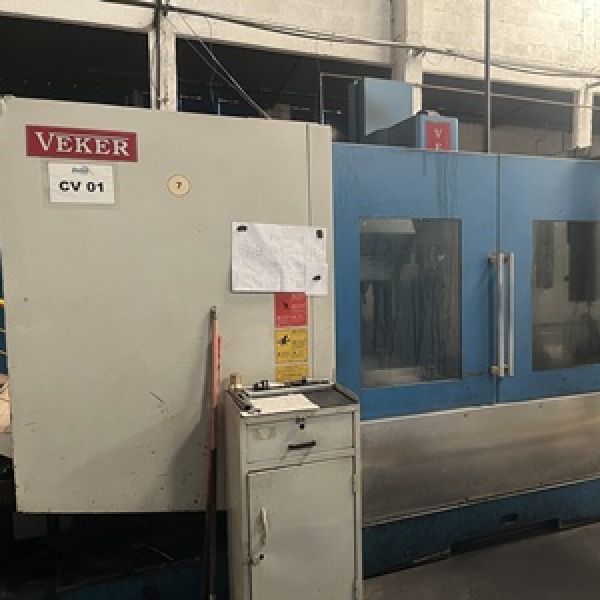 Centro de Usinagem Vertical VEKER MVK1700C