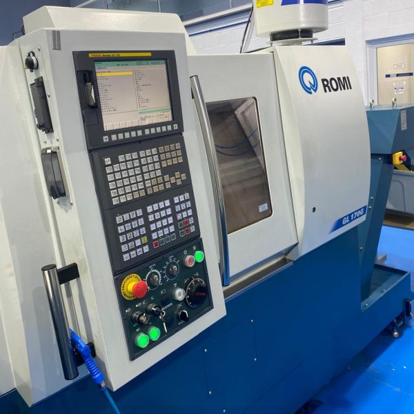Torno CNC ROMI GL170G
