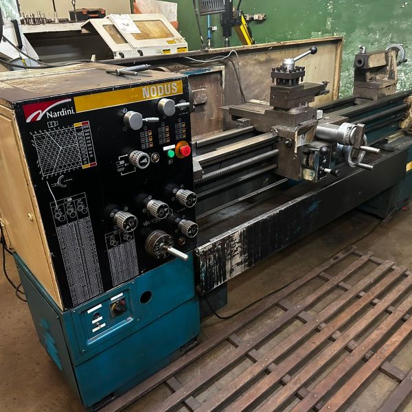 Torno Mecânico NARDINI ND250