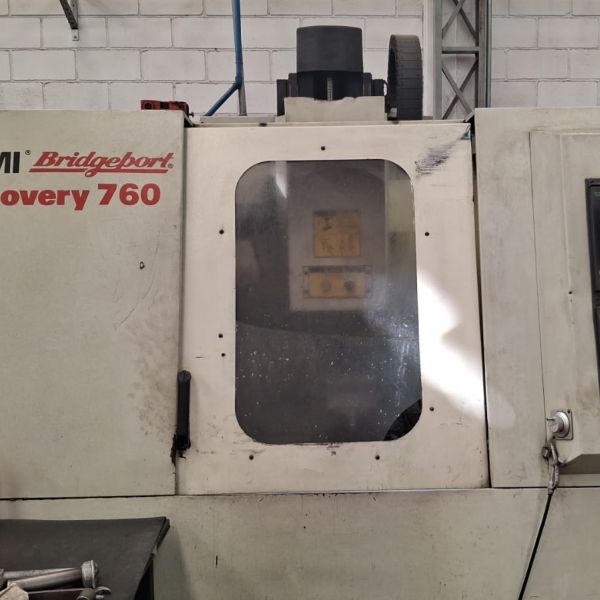 Centro de Usinagem Vertical Romi Discovery 760